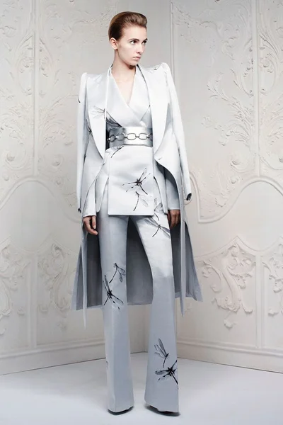 Look 11
